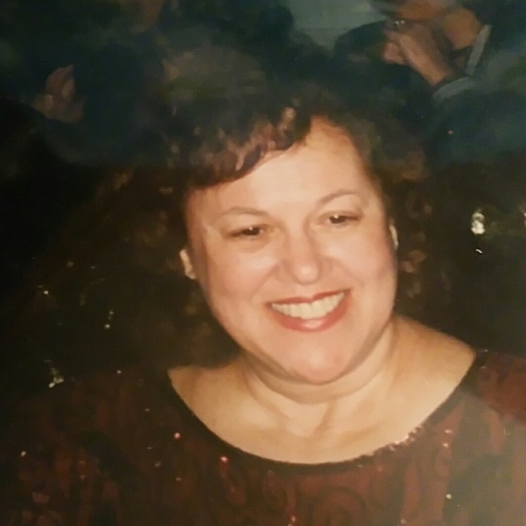 Meet your Posher, Piff's mom - Picture 1 of 2